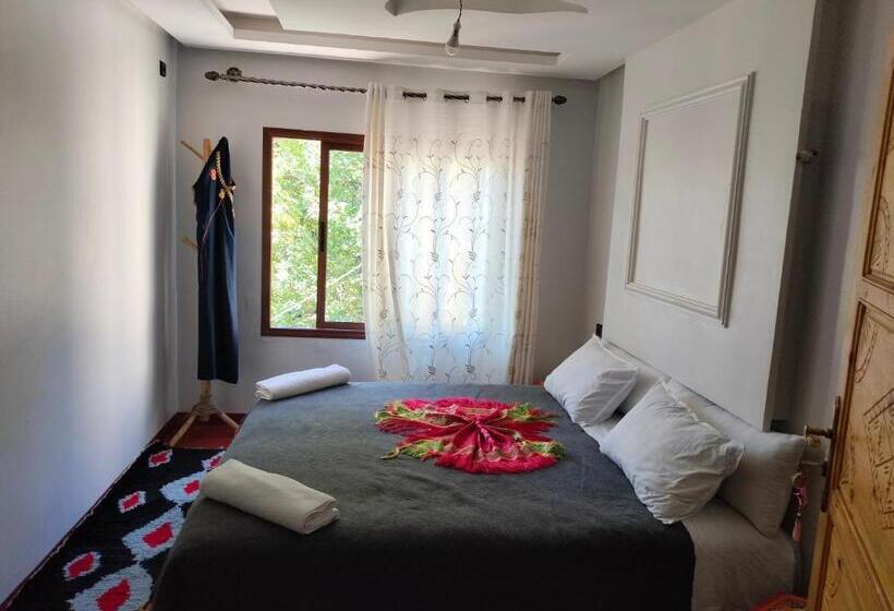 Номер Стандарт, Riad Otos Views
