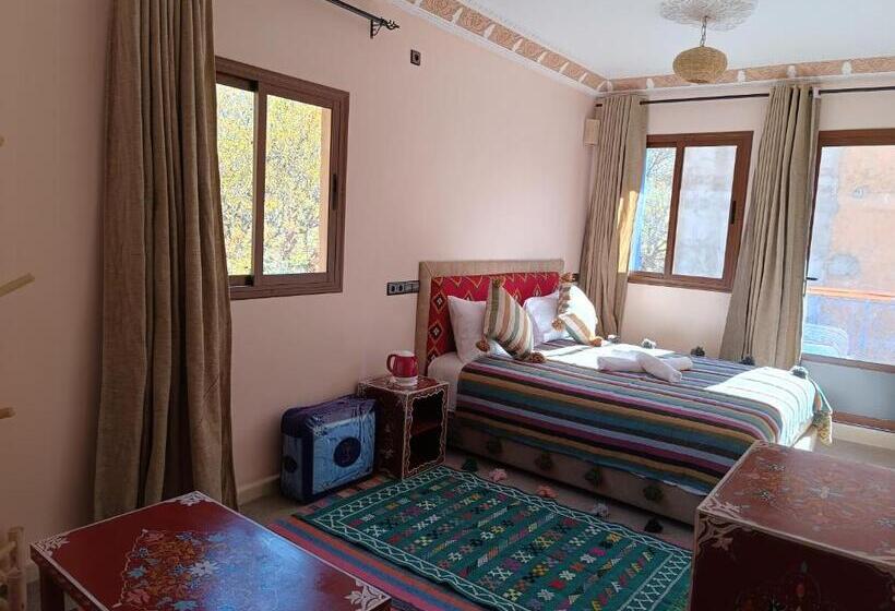 Номер Стандарт, Riad Otos Views