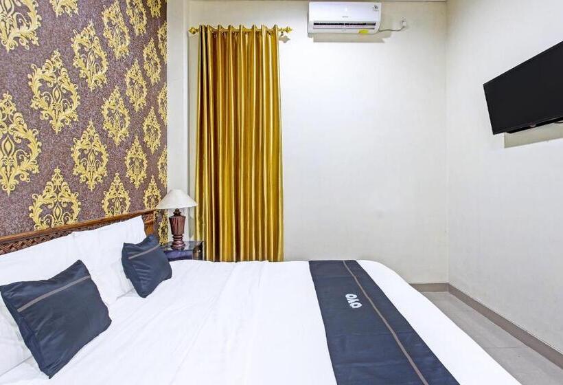 Номер Deluxe, Collection O 91481 Mahkota Hotel Purwodadi