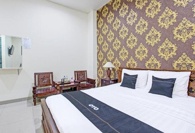 Номер Deluxe, Collection O 91481 Mahkota Hotel Purwodadi