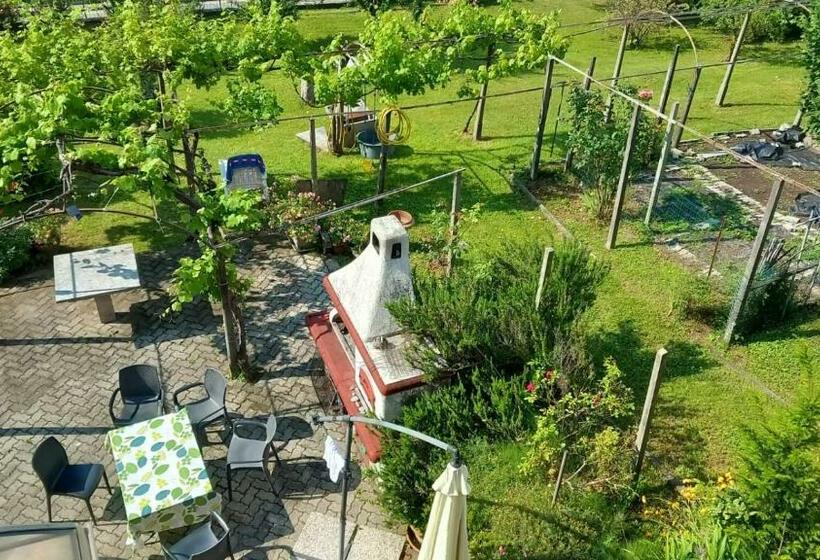 Номер Стандарт с Балконом, My Holidays   Camere Dei Fiori