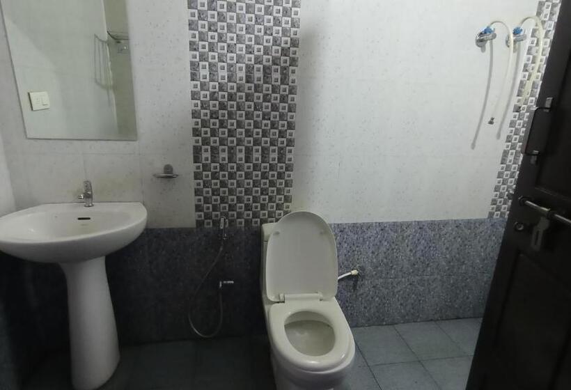 Номер Economy, Staymaker Shubhodaya Lodge