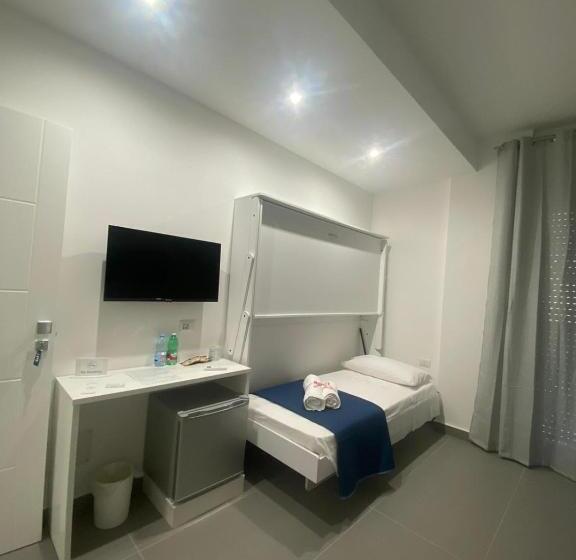 スタンダード４人部屋, Porta Saracena Rooms