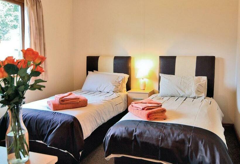 Дом 2 Спальни, Heartsease Lodges