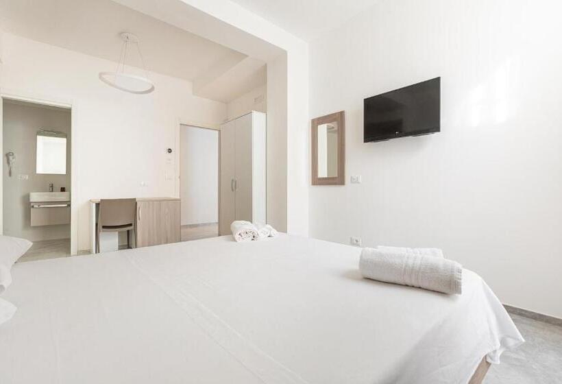 Quarto Triplo Estandar, Krono Relais