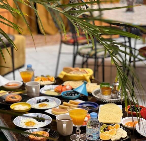 标准单人间, Riad Majorelle