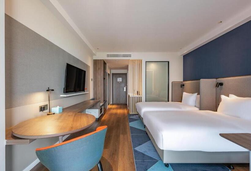 Номер Стандарт, Holiday Inn Express Huludao Seaview By Ihg