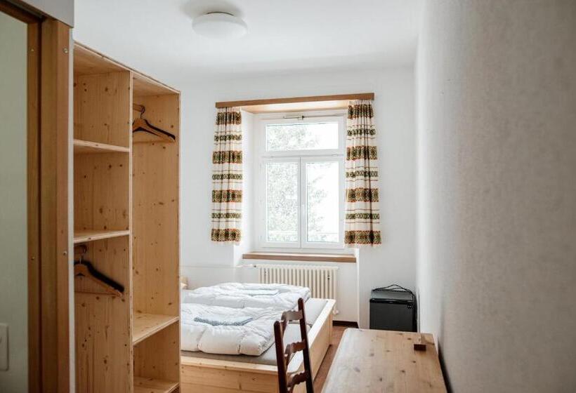 エコノミールーム, Gruppenhaus Lindenhof Churwalden