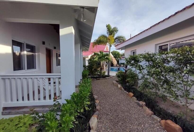 Бунгало Deluxe, Ceiba Beach Resort
