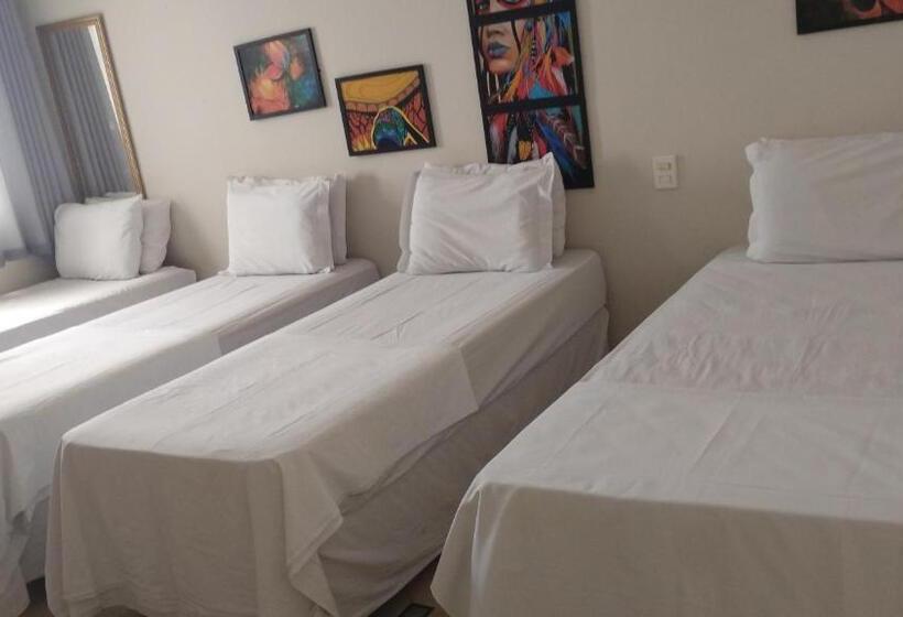 Quarto Familiar, Acomodações Anfitriã