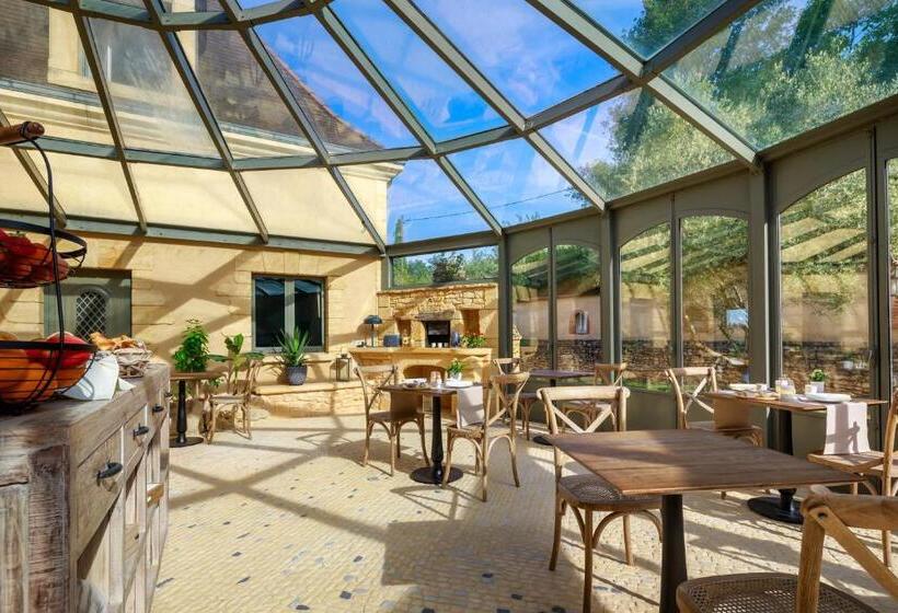 Семейный Номер, Domaine De Ravat