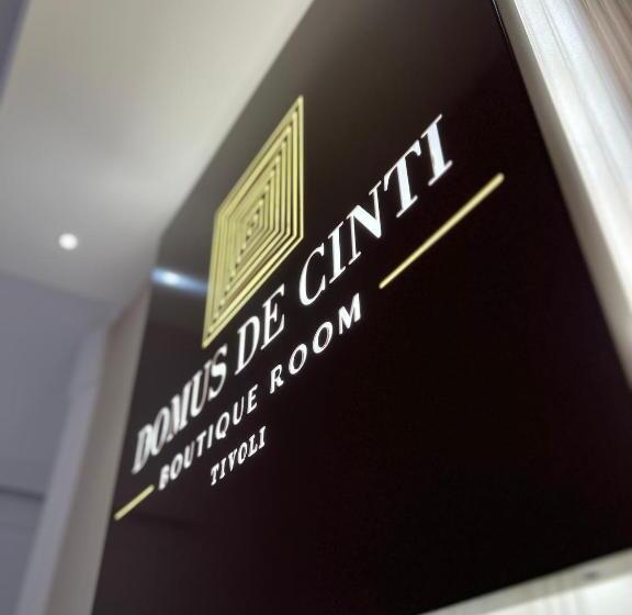 디럭스 룸 킹사이즈 침대, Domus De Cinti