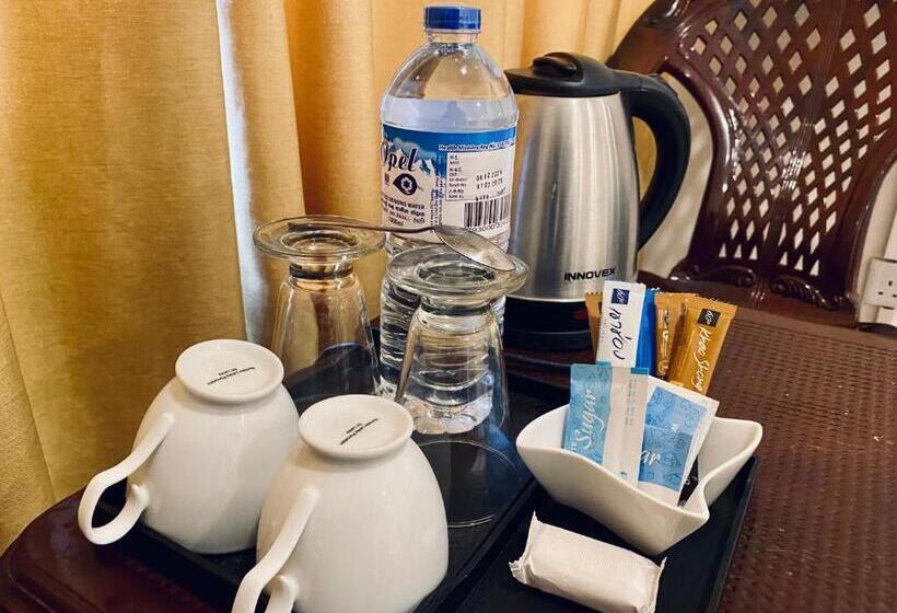 デラックスの４人部屋, Abhaya Resorts