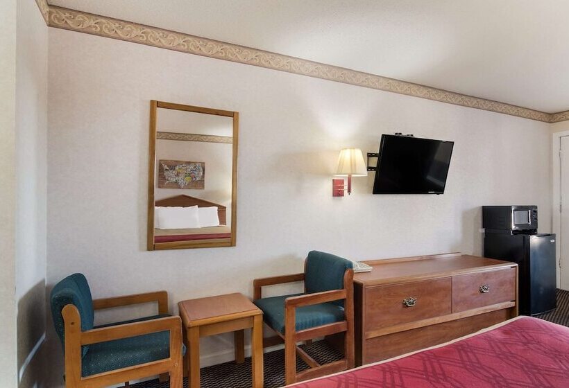 Номер Стандарт 2 Двуспальные Кровати, Econo Lodge Calhoun North Damascus