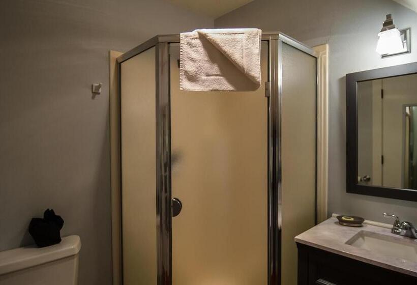 Номер Economy, The Campbell House Inn