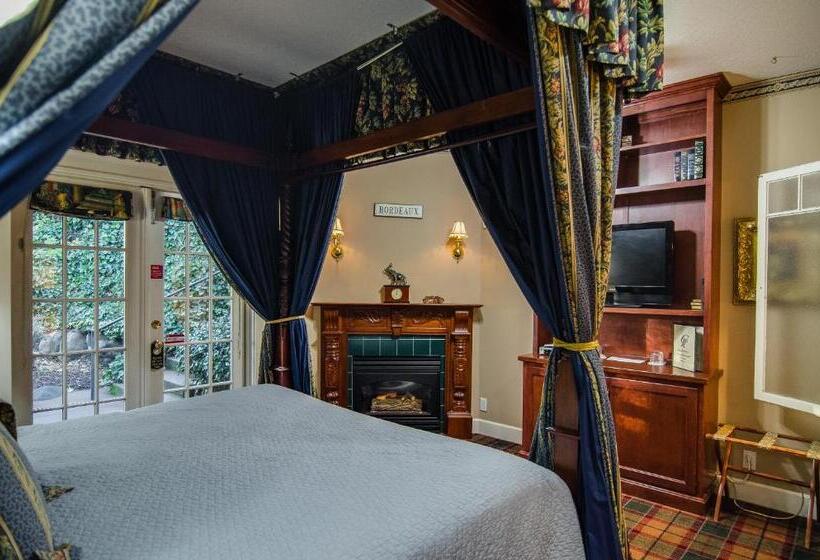 Номер Deluxe, The Campbell House Inn