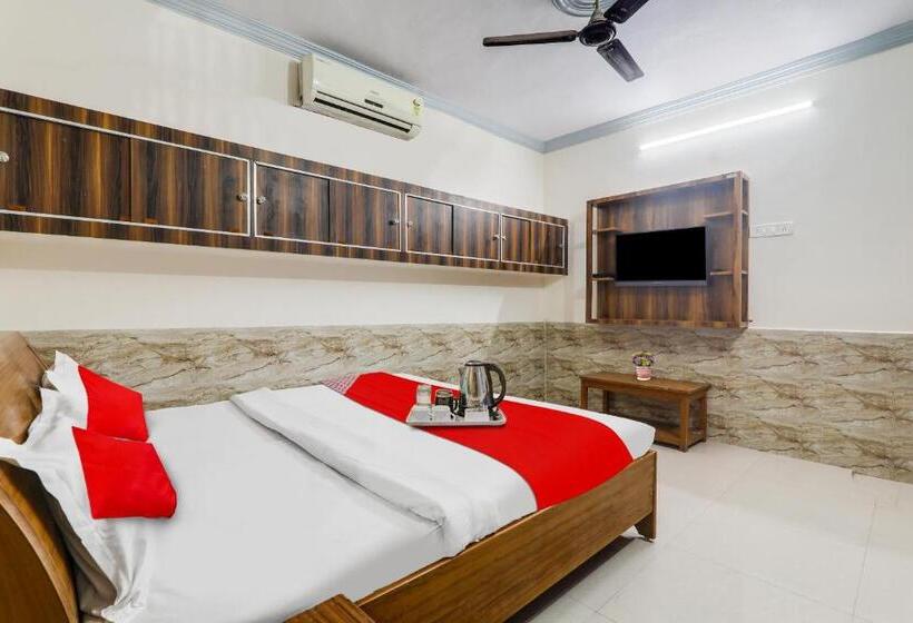 اتاق کلاسیک سه تخته, Flagship Hotel Venus