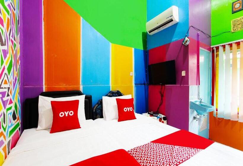 غرفة قياسية, Oyo 91601 Pelemkecut Double Degree Syariah