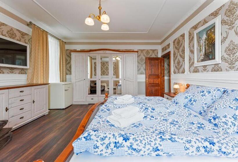 패밀리 룸, Villa Libosad