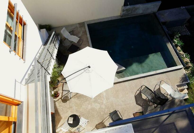 استودیو استاندارد با چشم‌انداز استخر, Pizzo Cane House Camera Con Bagno E Piscina
