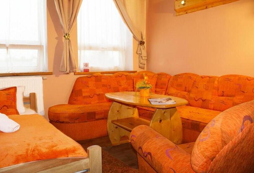 Family Suite, Apartmány Renomal