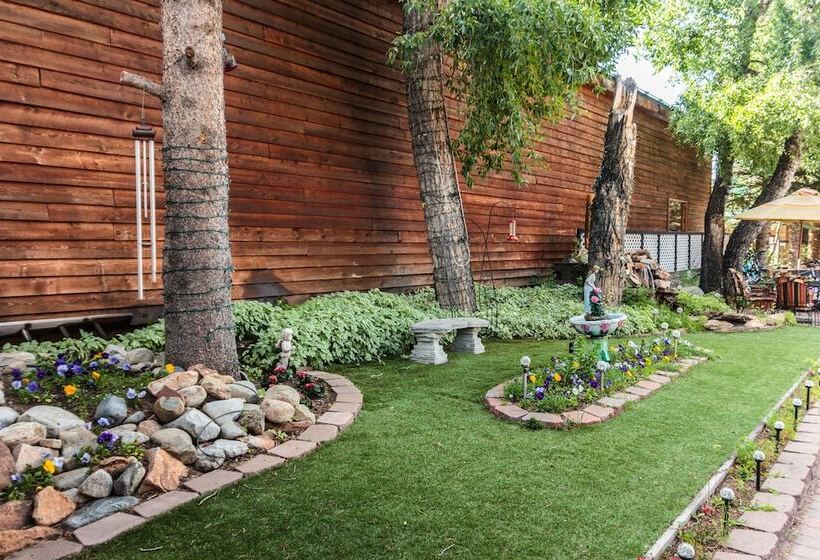 Номер Классика Двуспальная Кровать, Frisco Lodge