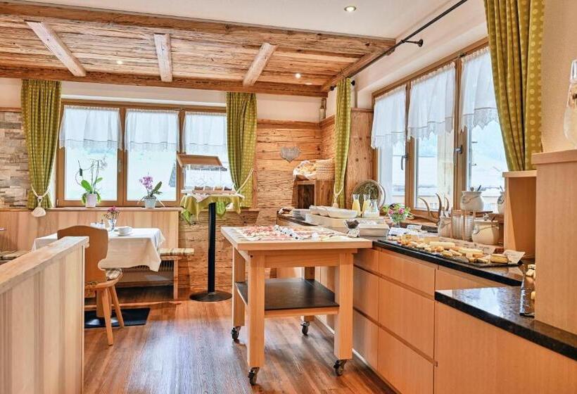 Номер Стандарт, Pension Widderstein