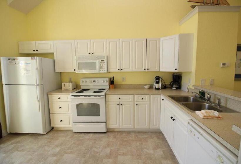 Апартаменты Deluxe 2 Спальни, Cambridge Cove At Bermuda Bay By Kees Vacations