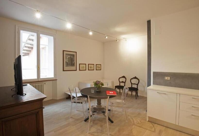 سوئیت دلوکس 2 خوابه, Palazzo Dalla Rosa Prati