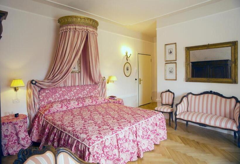 سوییت جونیور, Palazzo Dalla Rosa Prati