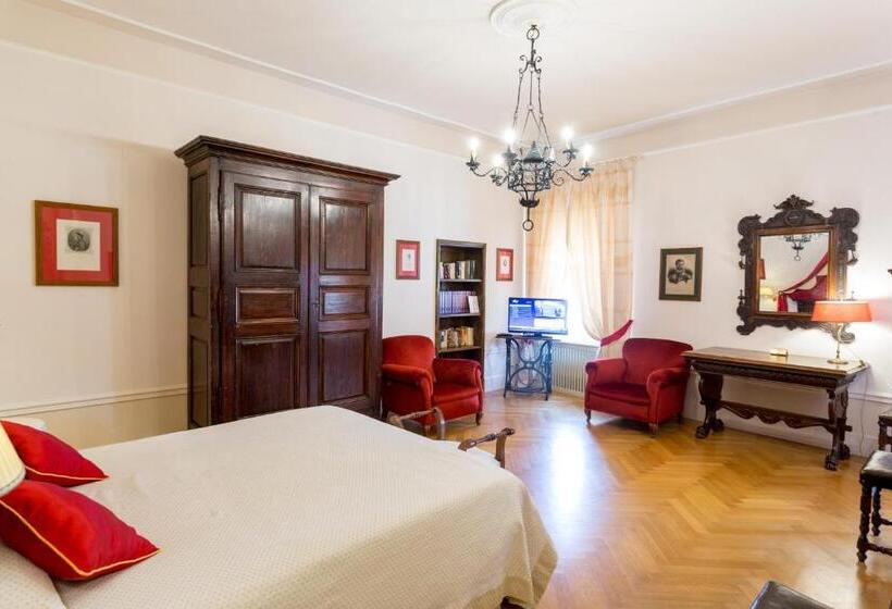 سوییت جونیور لوکس, Palazzo Dalla Rosa Prati