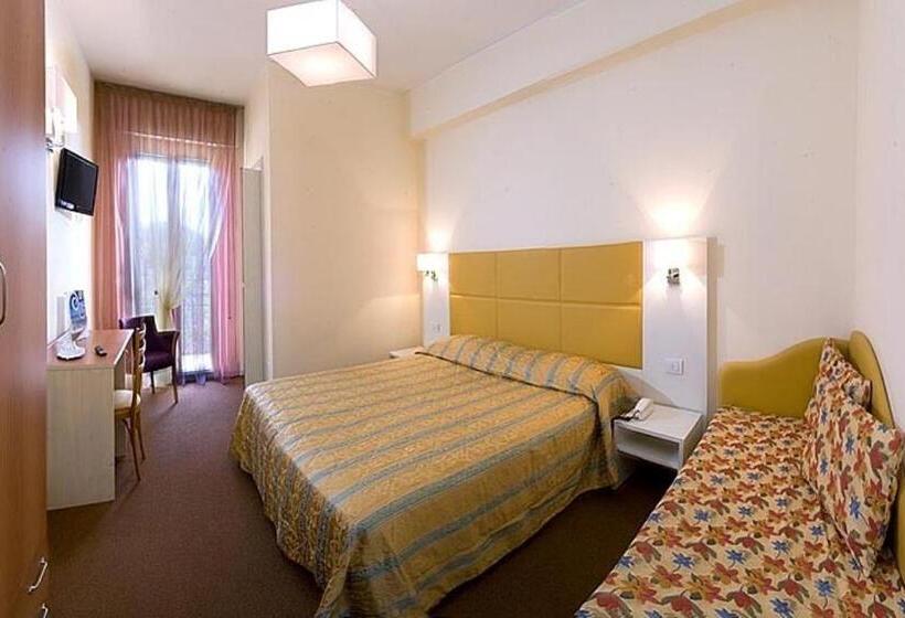Номер Стандарт Трехместный, St. Moritz