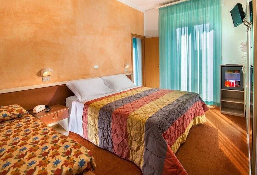 Четырехместный Номер Стандарт, St. Moritz