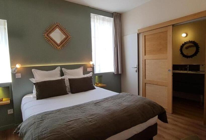 Номер Deluxe, Le C Boutique Hôtel