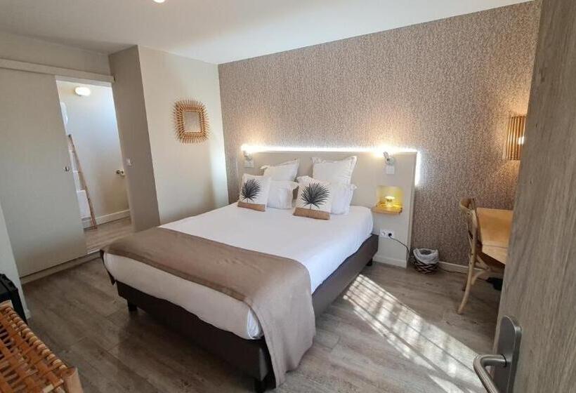 Номер Deluxe, Le C Boutique Hôtel