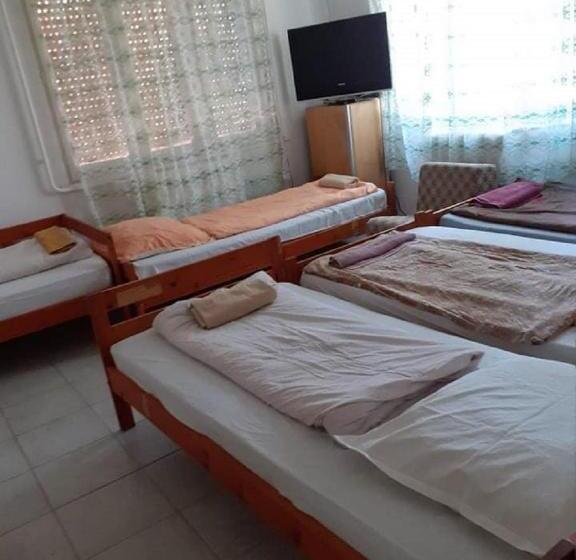 Family Suite, Malomtavi Vendégház