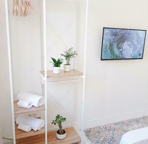 Номер Deluxe с Балконом, Home Sicily