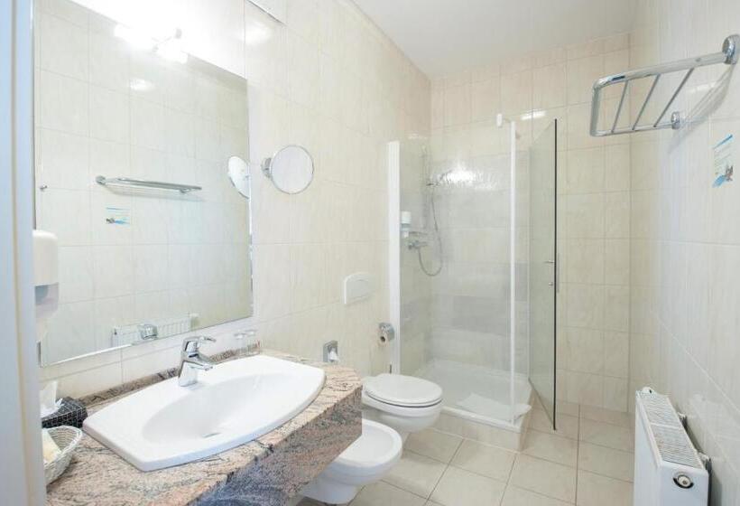Люкс, Seehotel Großräschen
