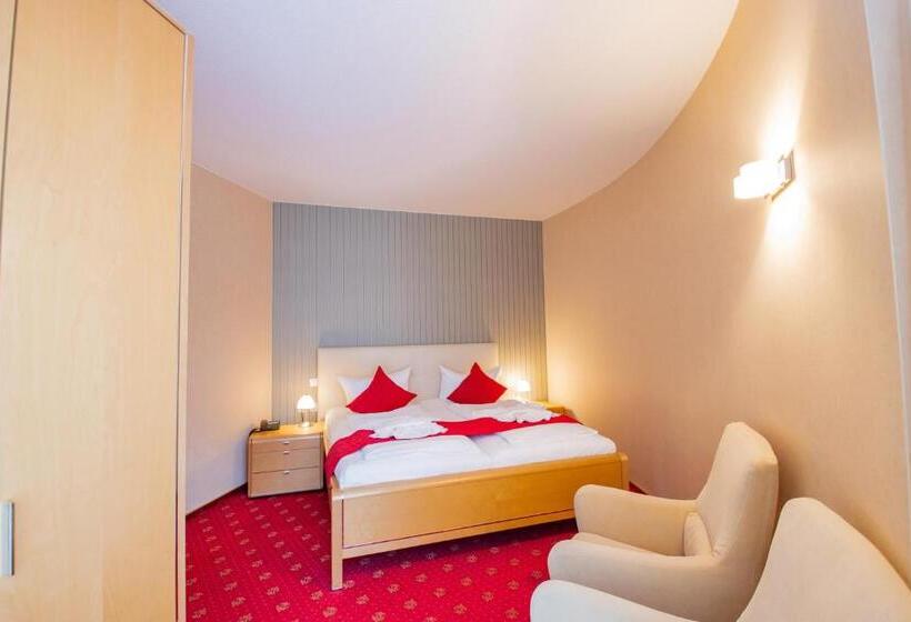 Полулюкс, Seehotel Großräschen