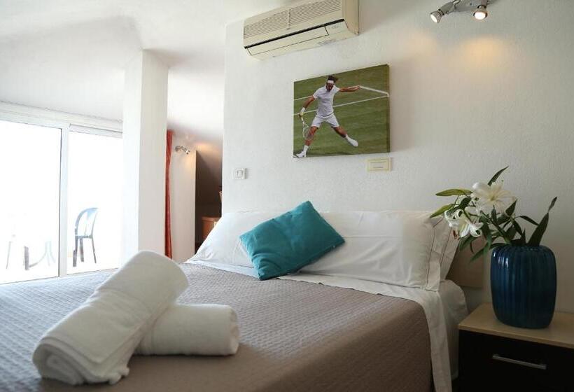غرفة سوبيريور رباعية, Sportur Club