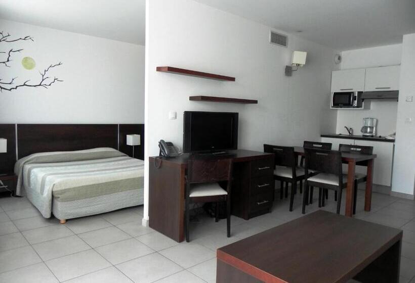 Апартаменты Премиум 1 Спальня, Residence Services Calypso Calanques Plage