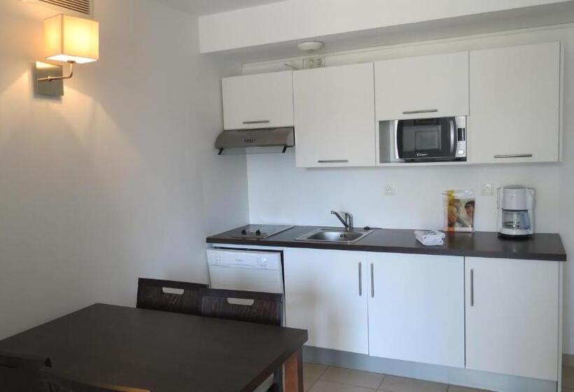 Апартаменты Deluxe 1 Спальня, Residence Services Calypso Calanques Plage