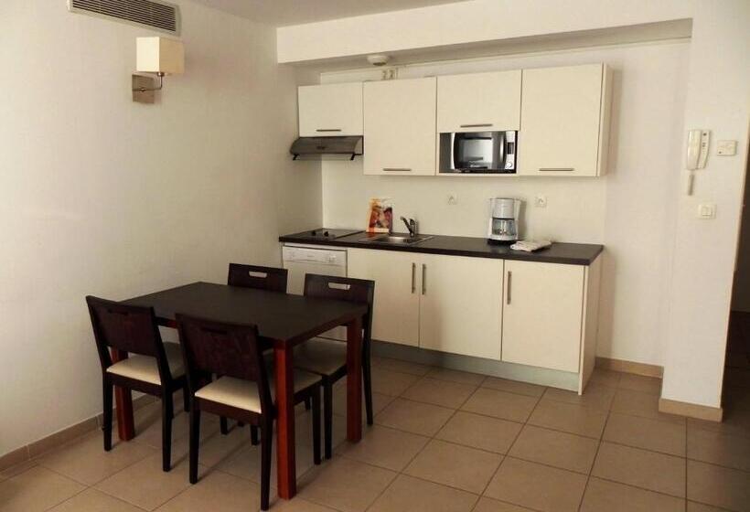Апартаменты Deluxe 1 Спальня, Residence Services Calypso Calanques Plage