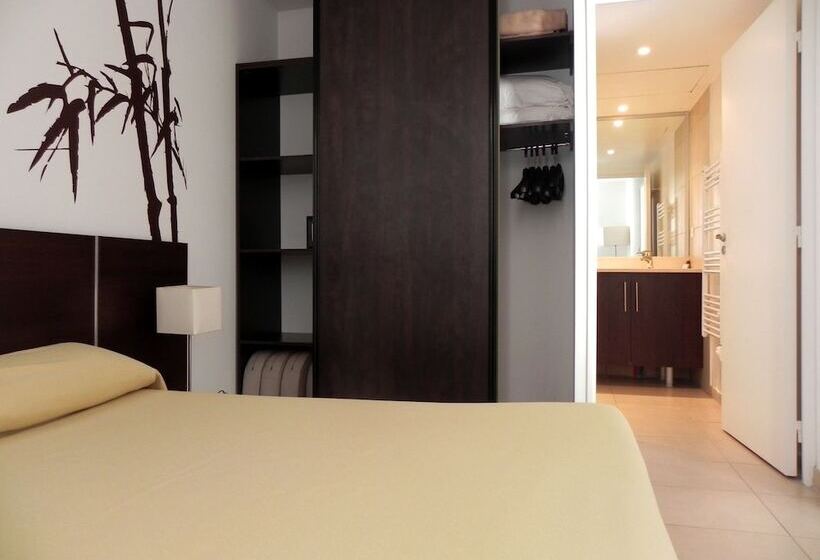 Апартаменты Deluxe 1 Спальня, Residence Services Calypso Calanques Plage