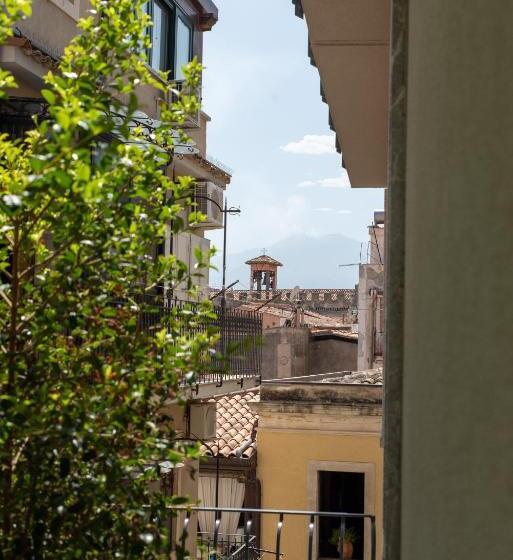 اتاق لوکس با بالکن, Villa D Orville Luxury Suites Taormina