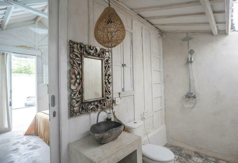 Люкс Вид на Бассейн, Gypsy Moon Bali