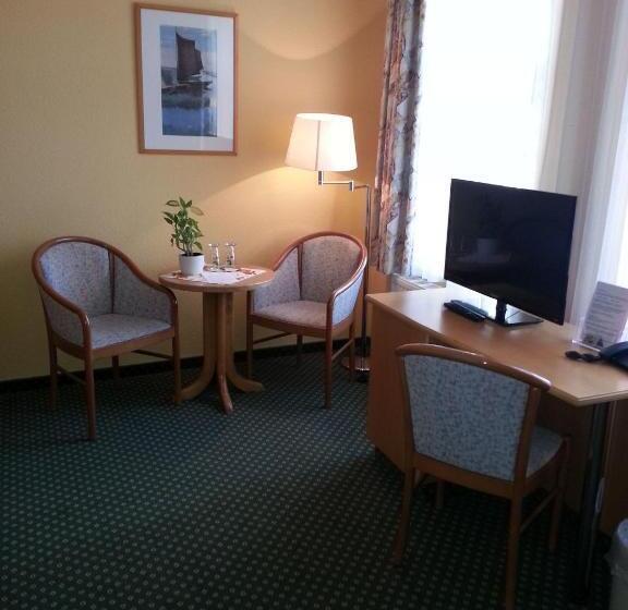 标准间, Am Schloß
