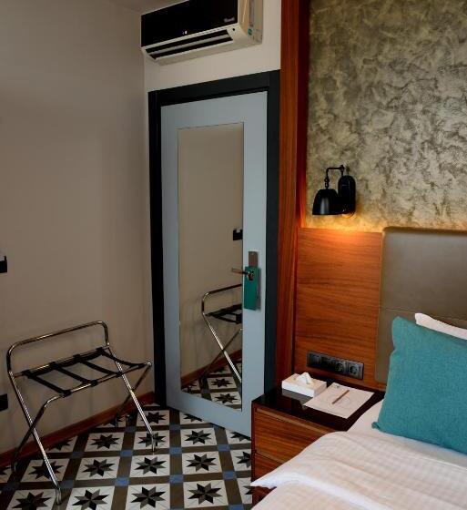 اتاق لوکس با چشم‌انداز شهر, Pera Luna Residence