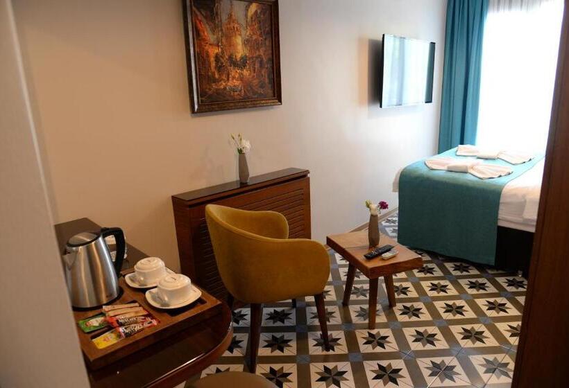 Standart Oda, Pera Luna Residence