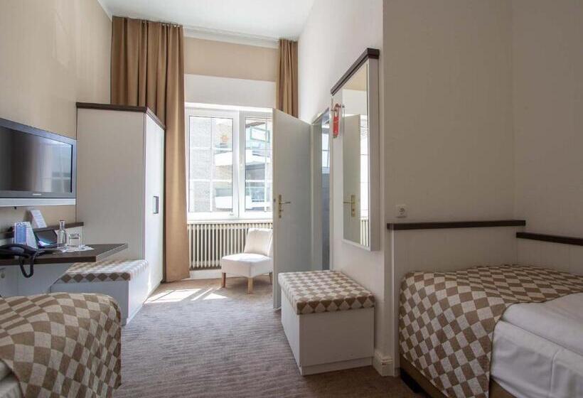Quarto Estandar, Strandschlosschen